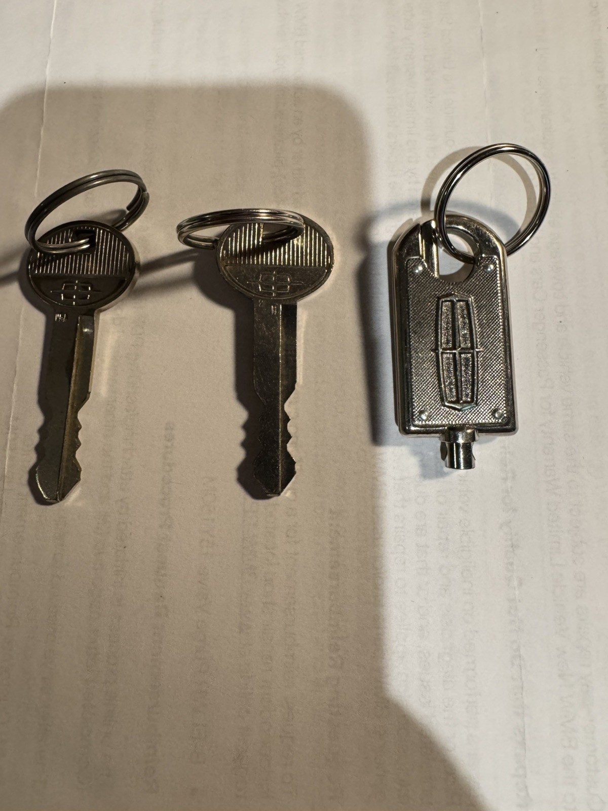 2001 Lincoln Town Car Original Keys (2) with Vintage Metal Key Return Tag 2001 Lincoln Town Car Original Keys (2) with Vintage Metal Key Return Tag