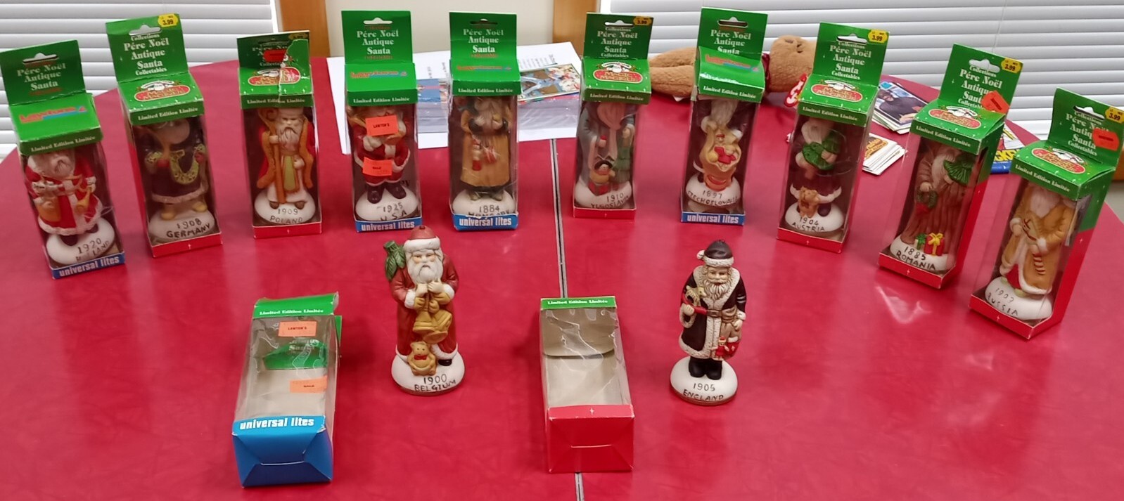 Vintage 1988-90 Ceramic Pere Noel International Christmas Santas Complete Set 12