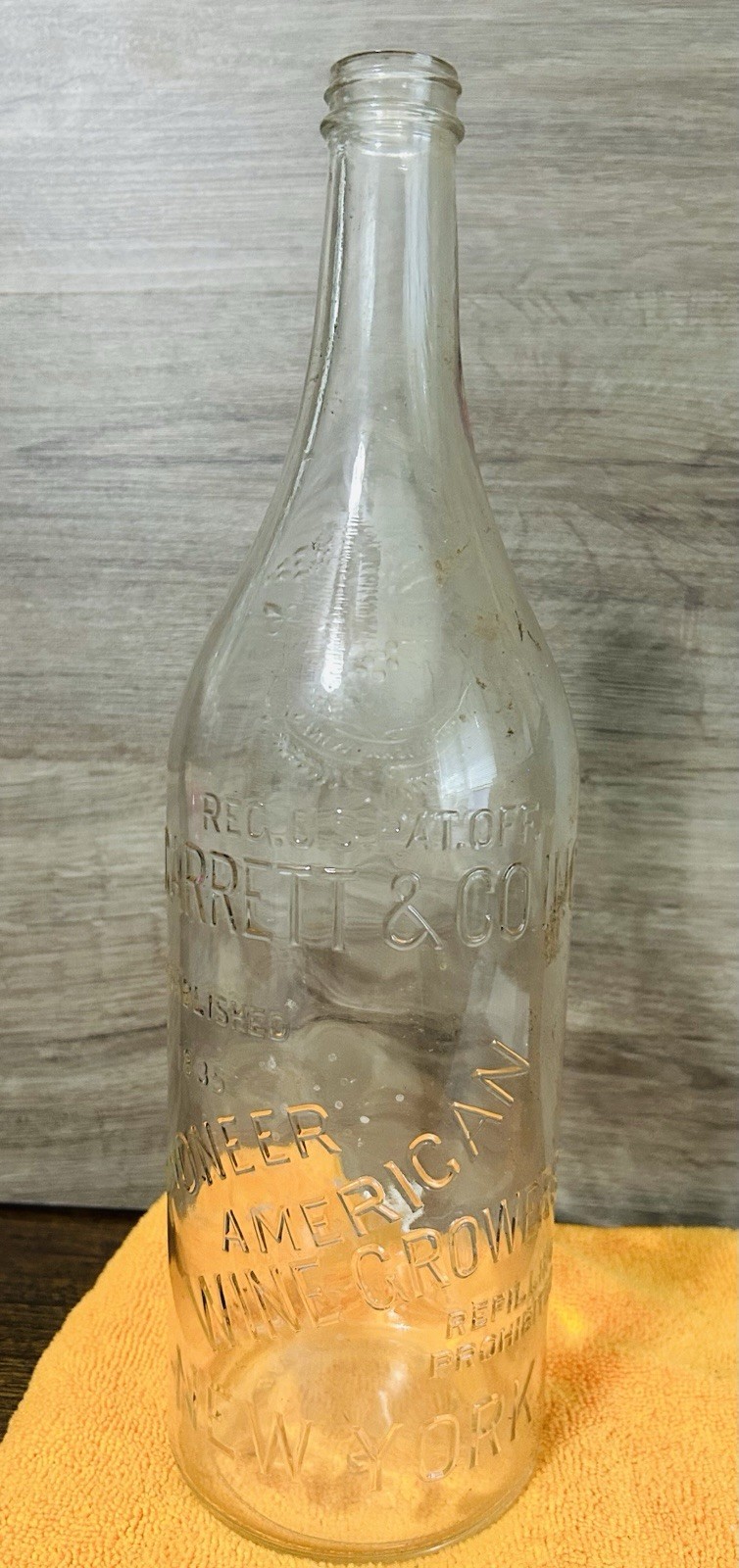 Vintage 1930’s Garrett & Co. American Wine Grower Glass Bottle