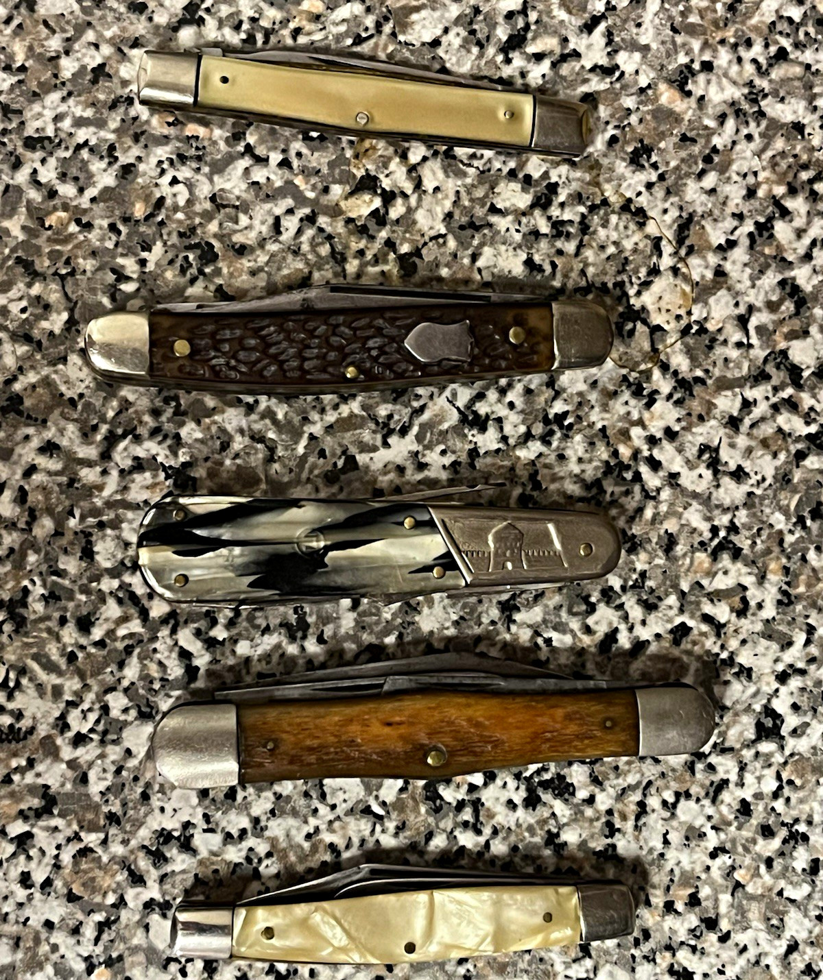 Lot of 5 Vintage pocket knives UNIQUE SELECTION- Case, Kutmaster, Camilus, &more Lot of 5 Vintage pocket knives UNIQUE SELECTION- Case, Kutmaster, Camilus, &more