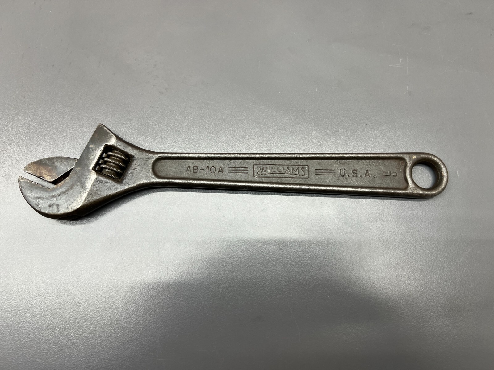 (E) VINTAGE WILLIAMS 10\
