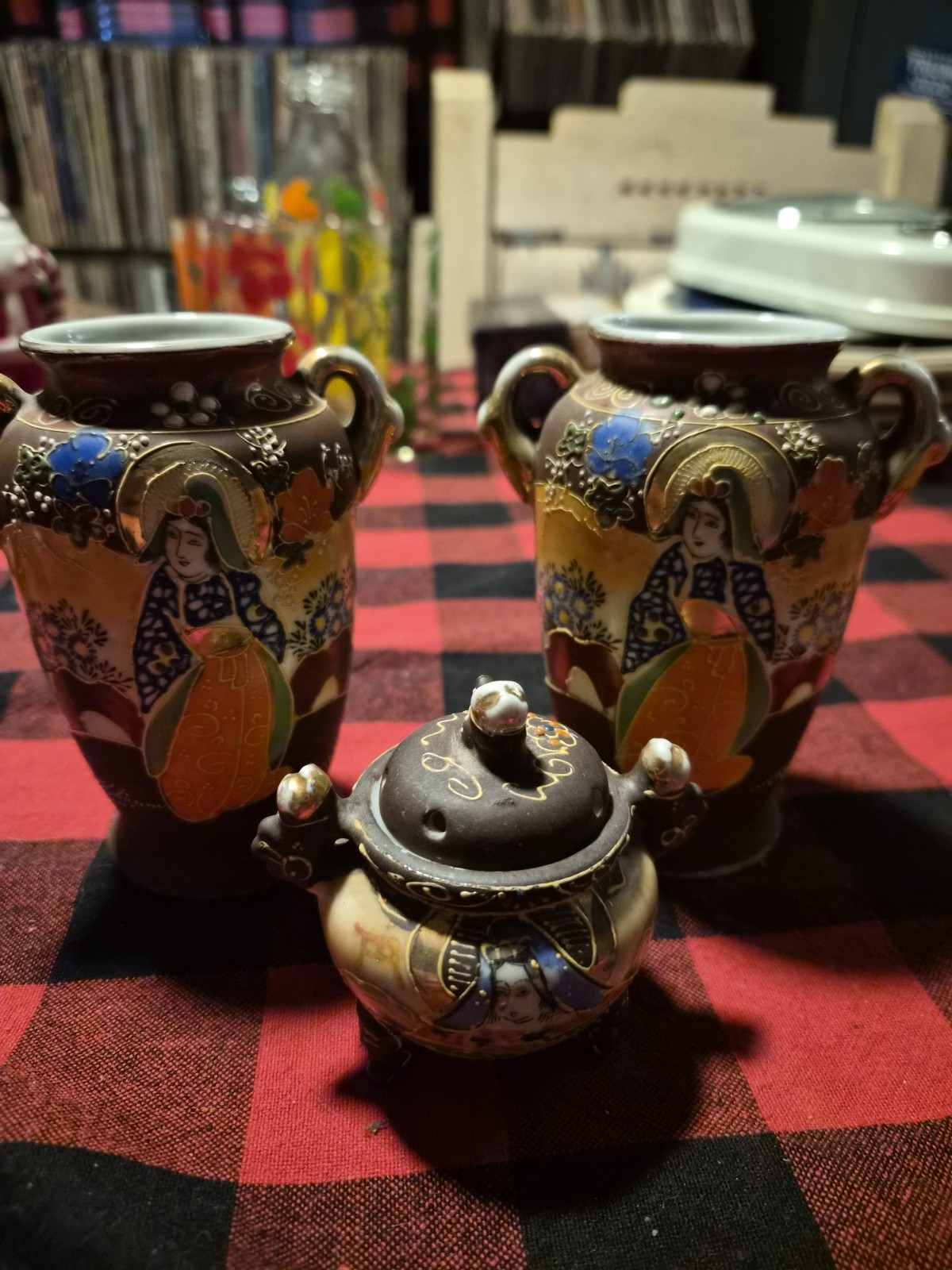 japan vintage mini vase set
