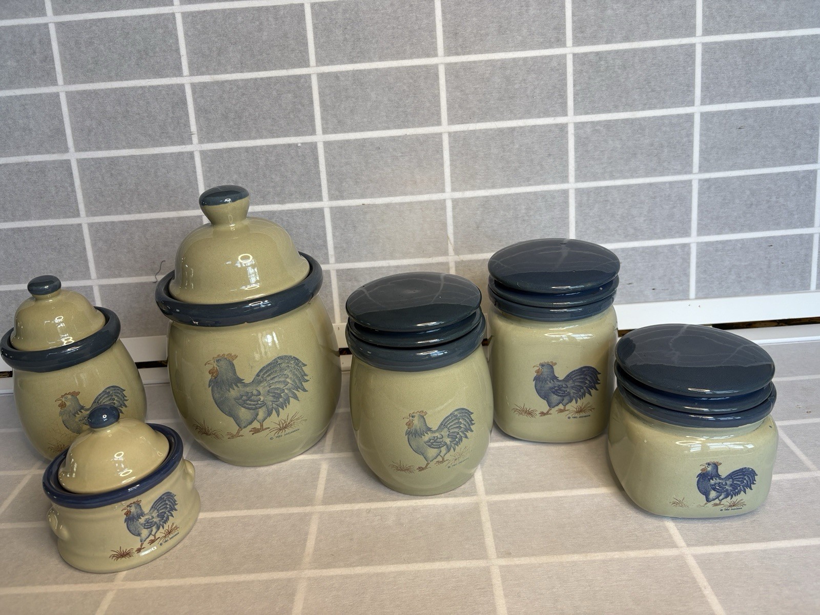 Vintage 1983  Jacaman 6 Pc Rooster Canister Stoneware Canisters W Lids Taiwan