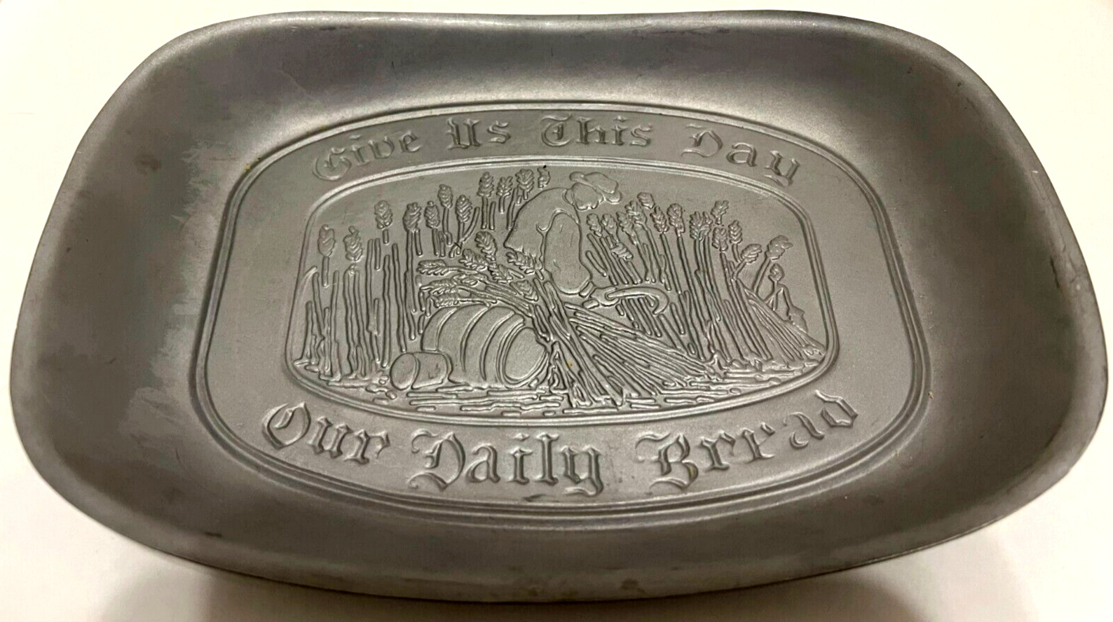 Duratale by Leonard Pewter Bread Tray \