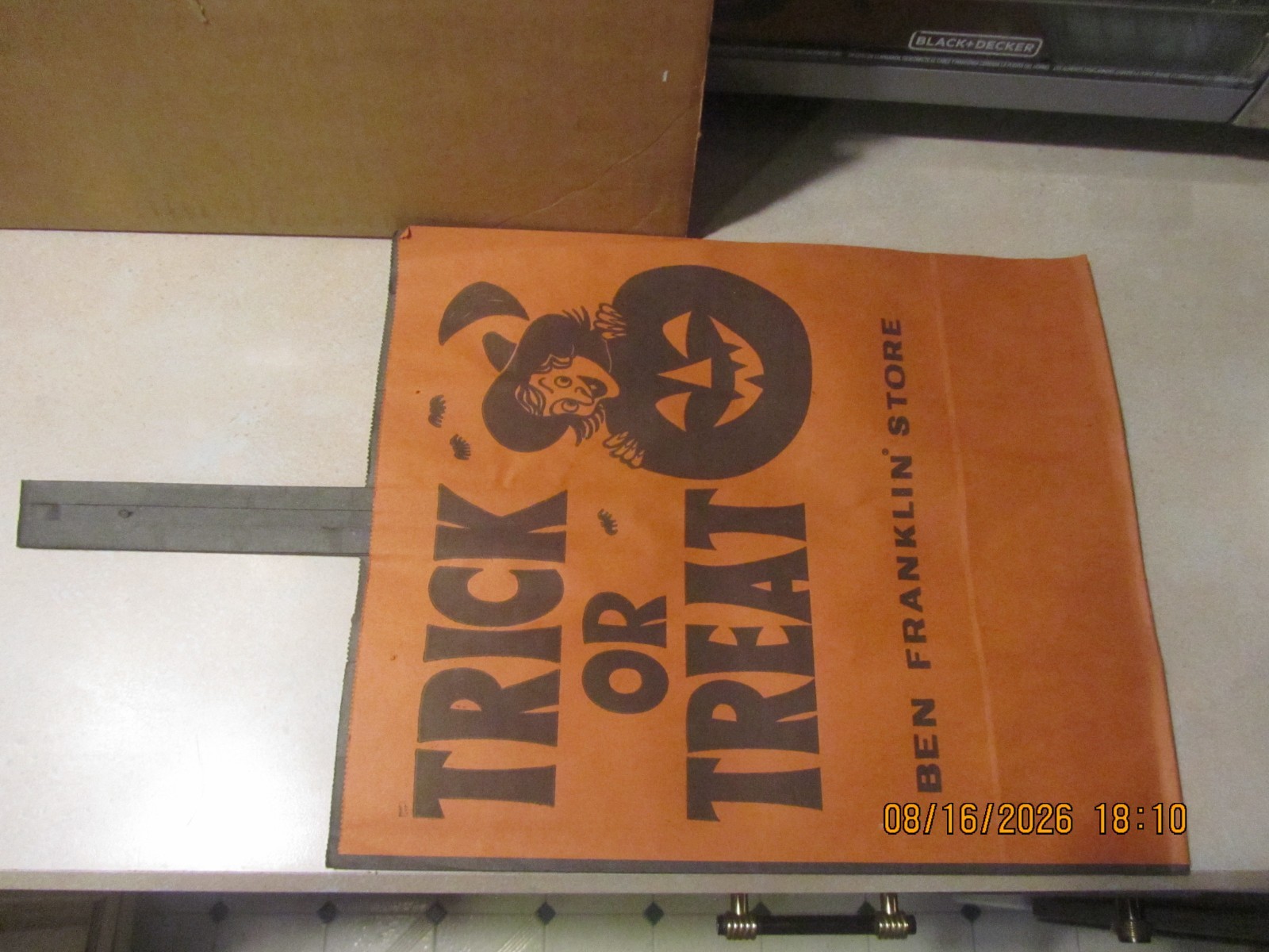 Halloween trick or treat bag   Ben Franklin stores 60\'s Vintage, Rare (NEW)