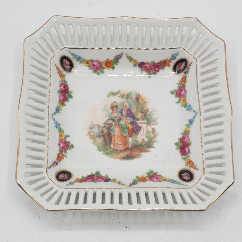 Vintage Germany Porcelain Trinket Tray Reticulated Pierced Edge Courting Couple Vintage Germany Porcelain Trinket Tray Reticulated Pierced Edge Courting Couple