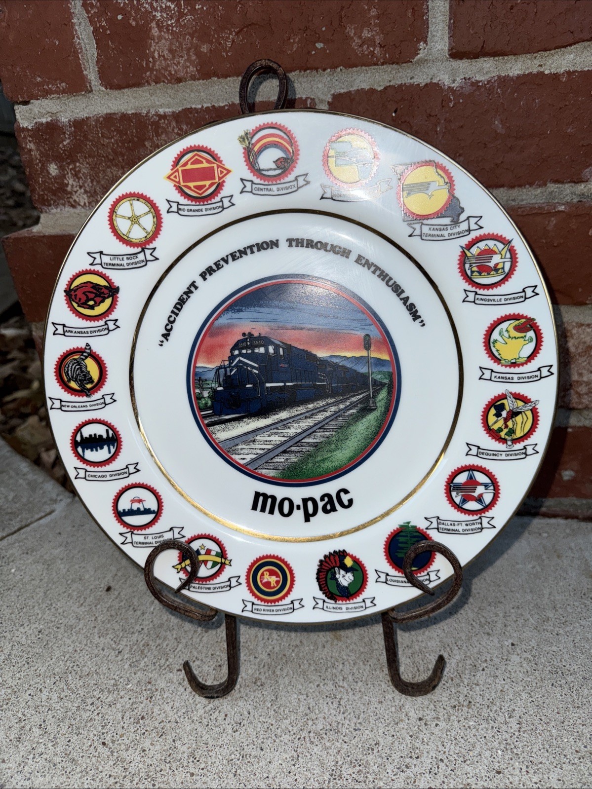 Vintage MO-PAC Collector\'s Plate \