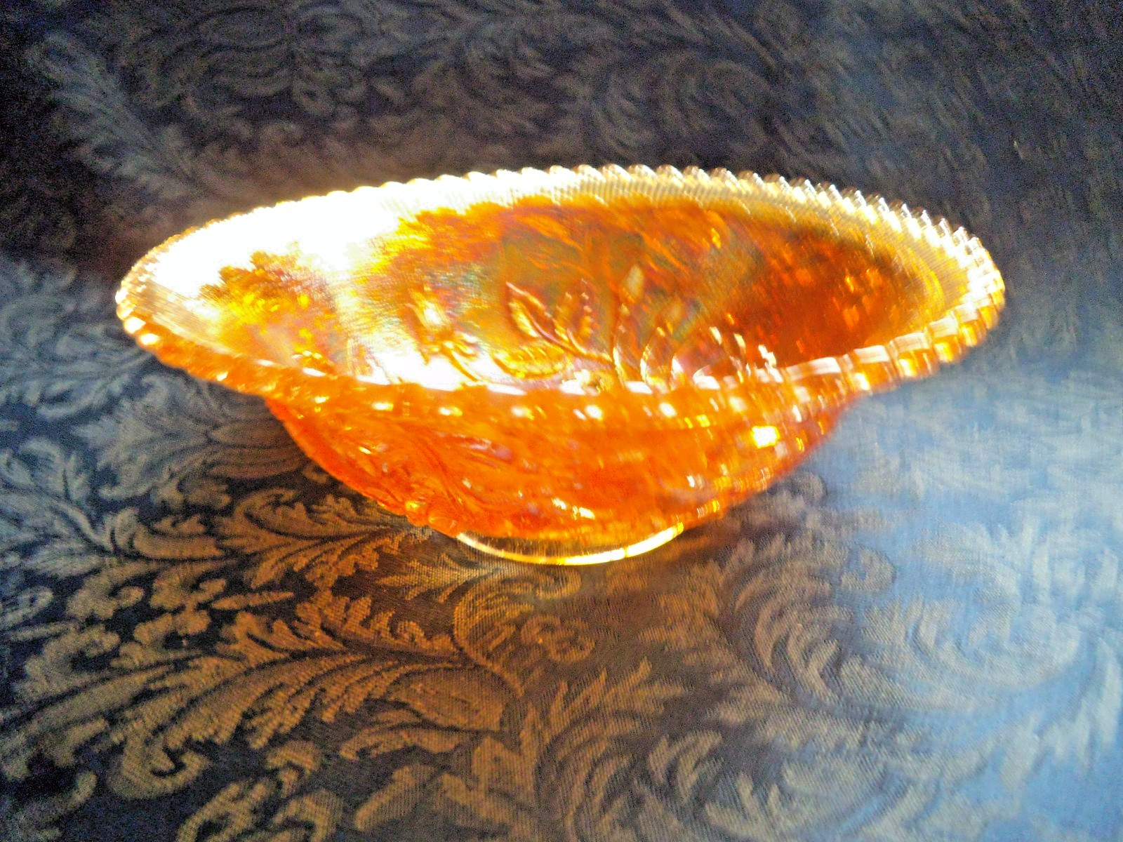 VTG IMPERIAL CARNIVAL GLASS OPEN ROSE MARIGOLD 7 5/8” ROUND BOWL ~ EUC