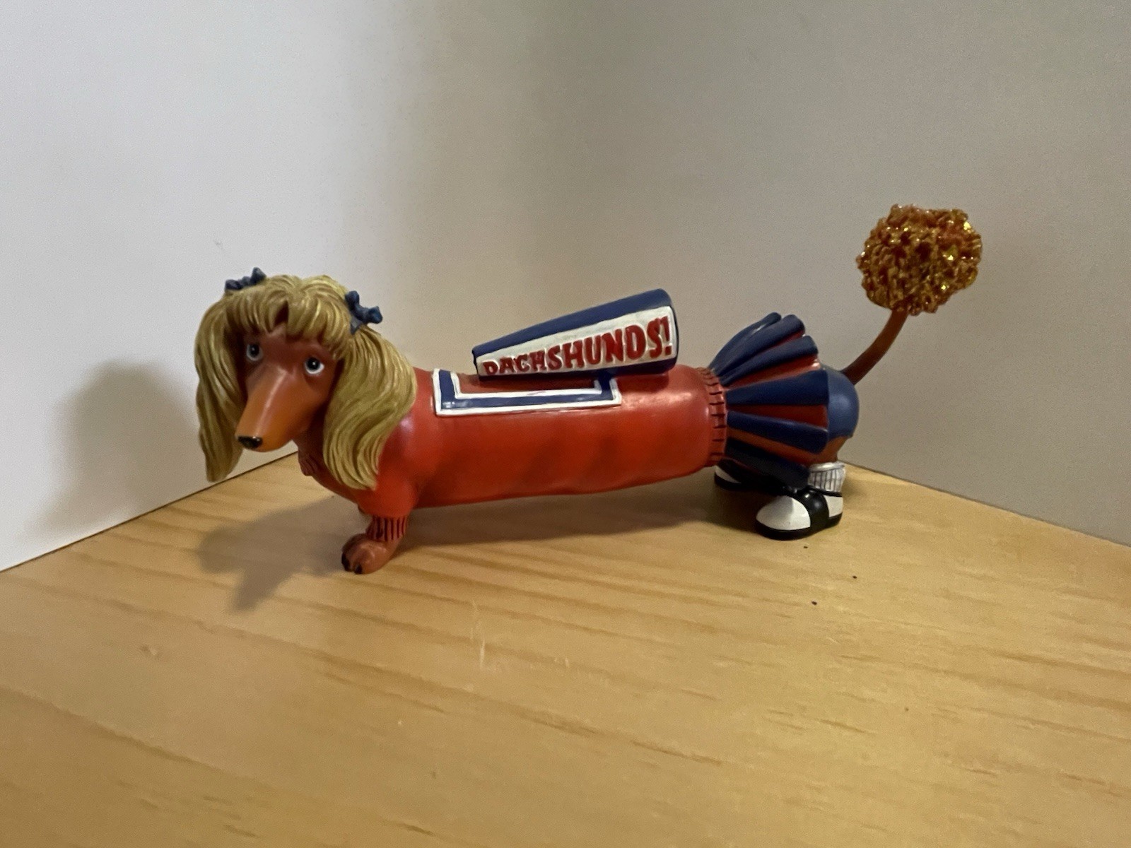 Westland Hot Diggity Dog Dachshund Cheerleader Weiner Dog Collectable Westland Hot Diggity Dog Dachshund Cheerleader Weiner Dog Collectable