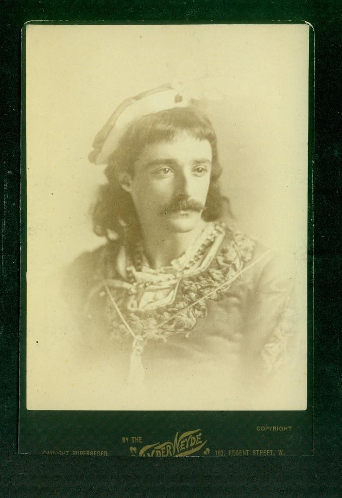 S11, 040-19, 1880s, Cabinet Card Kyrle Bellew (1850-1911) Stage Actor in Costume