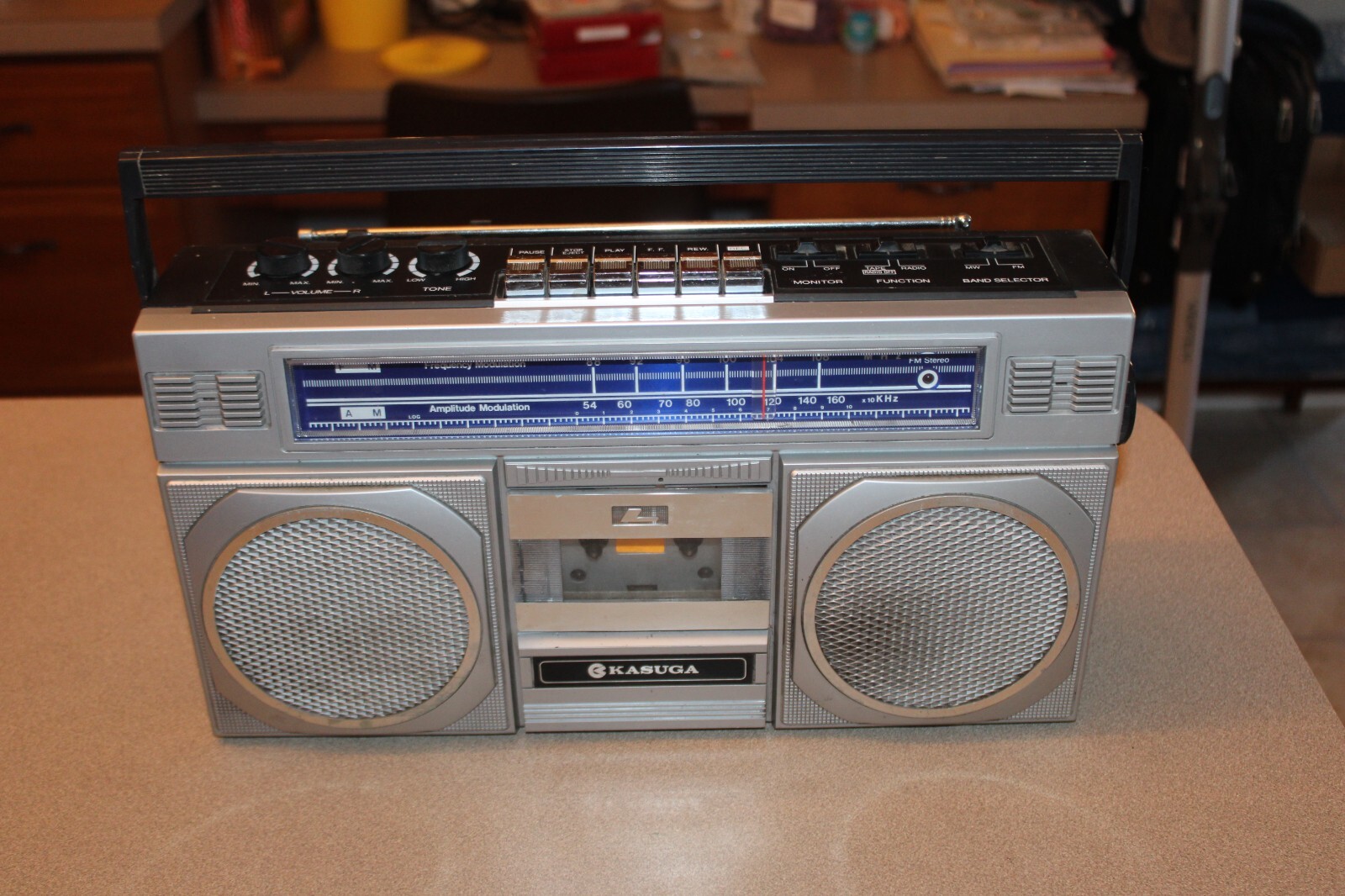Vintage KASUGA Boom Box Radio Model No. KC-2505 Made in Hong Kong Vintage KASUGA Boom Box Radio Model No. KC-2505 Made in Hong Kong