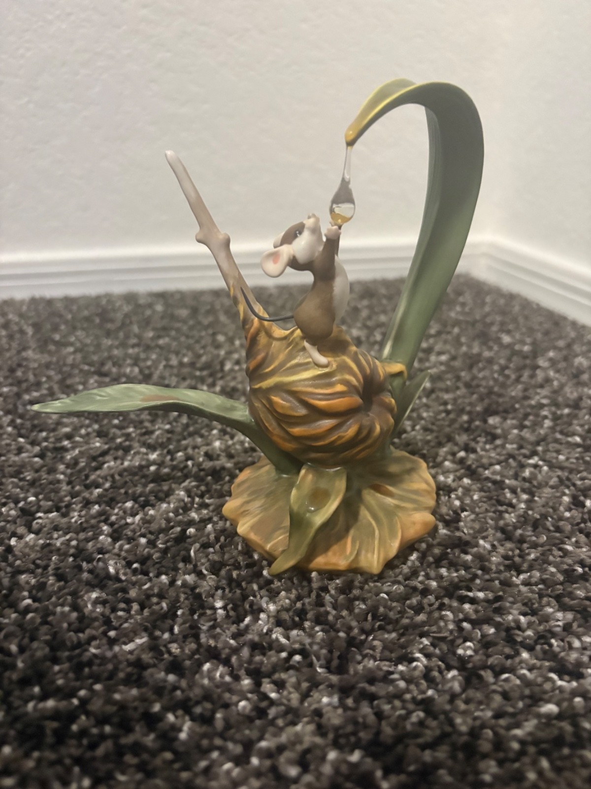 Field Mouse Disney Classics Collection Figurine Field Mouse Disney Classics Collection Figurine