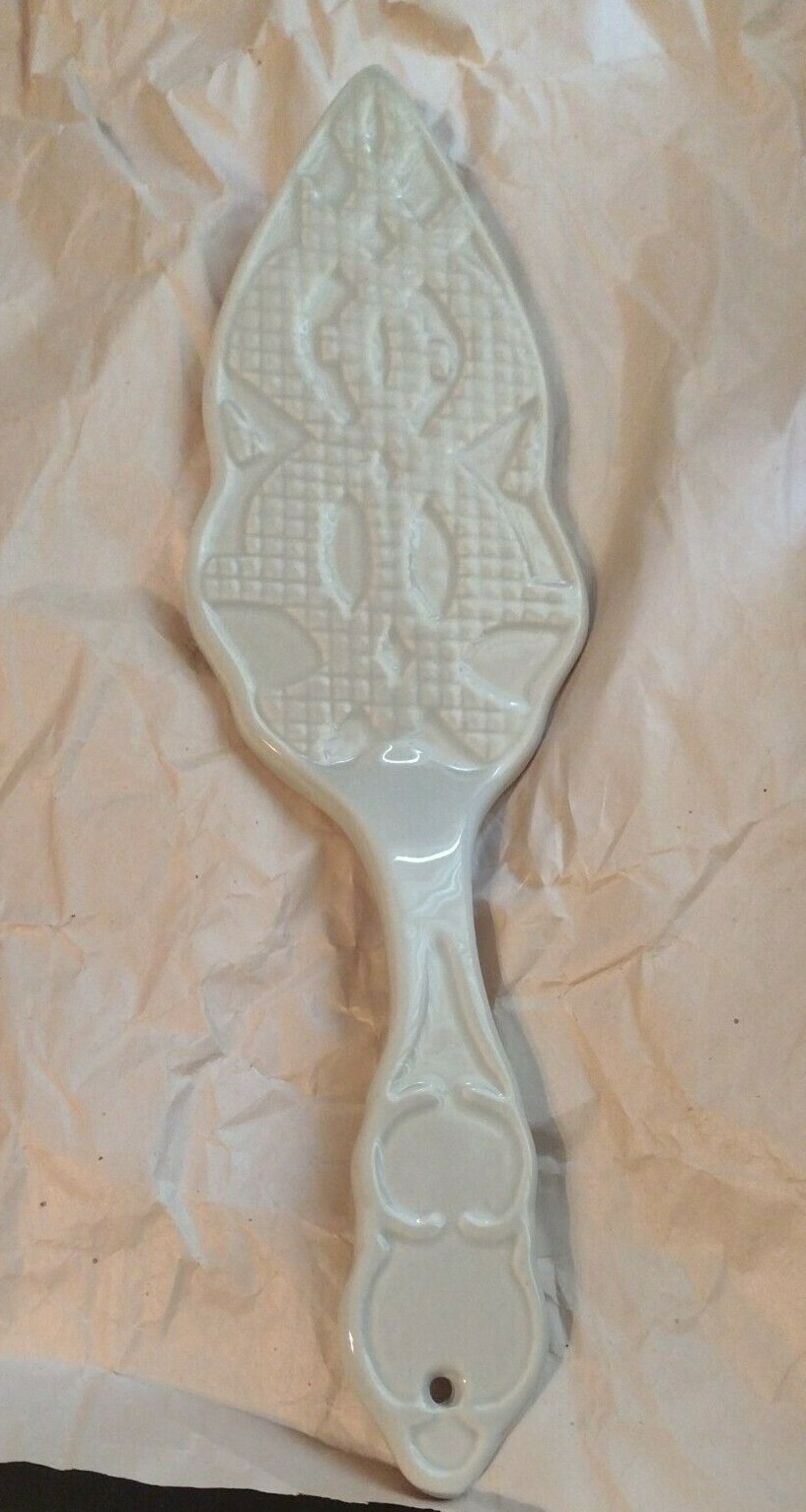 Homestead Int. Group Ceramic Cake Pie Server 10 1/2