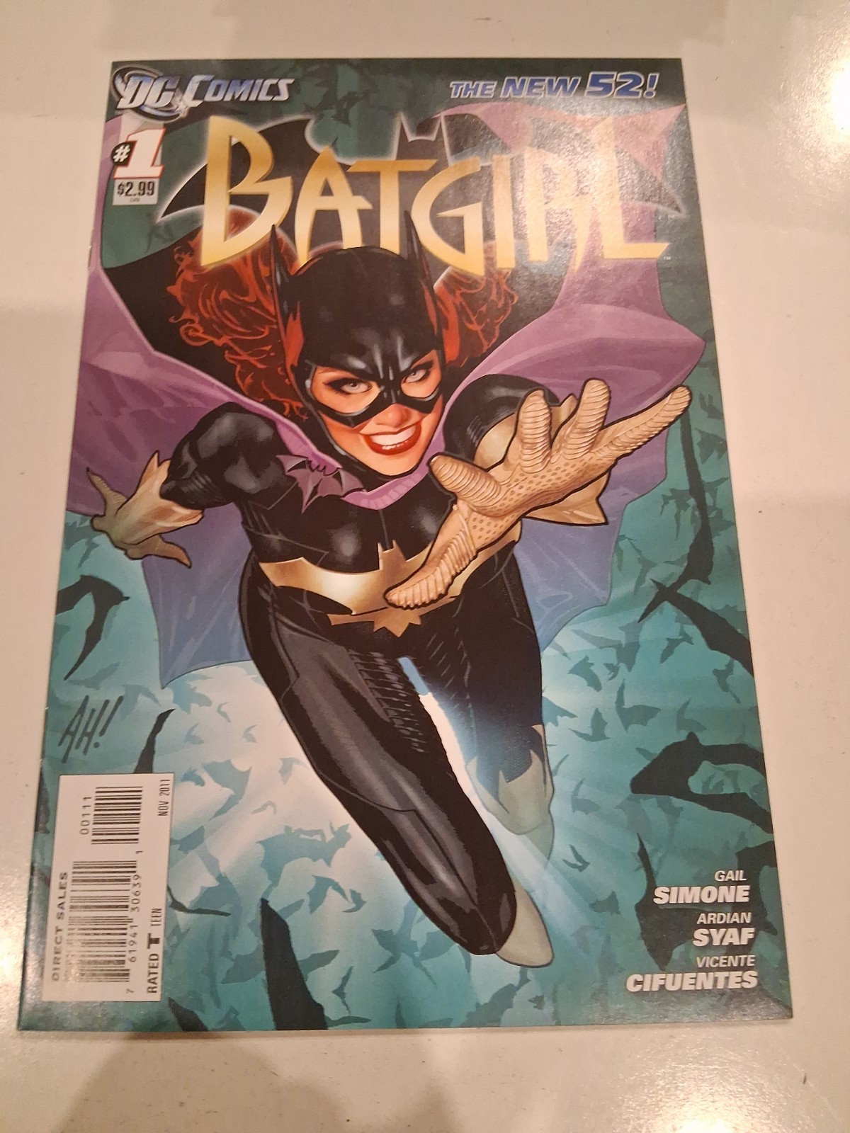 Batgirl #1 (DC Comics November 2011) nm Batgirl #1 (DC Comics November 2011) nm