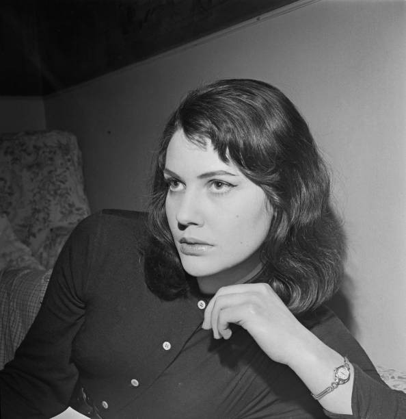 British actress Caroline Mortimer posing for a picture on February- Old Photo