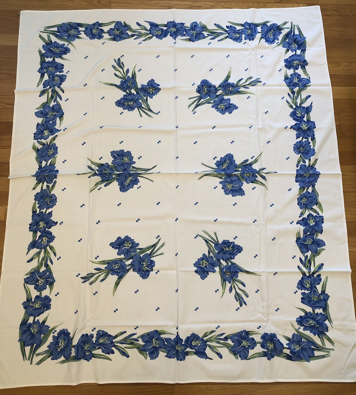 Vintage White Purple Blue Lilies Floral Print Tablecloth Farmhouse Cottagecore Vintage White Purple Blue Lilies Floral Print Tablecloth Farmhouse Cottagecore