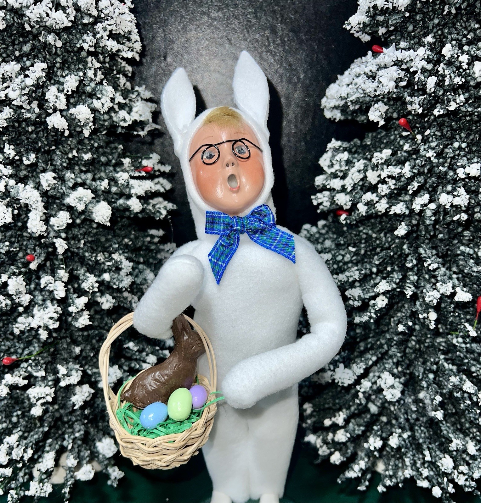 Byers’ Choice Caroler HTF Easter Boy 🐇 Byers’ Choice Caroler HTF Easter Boy 🐇
