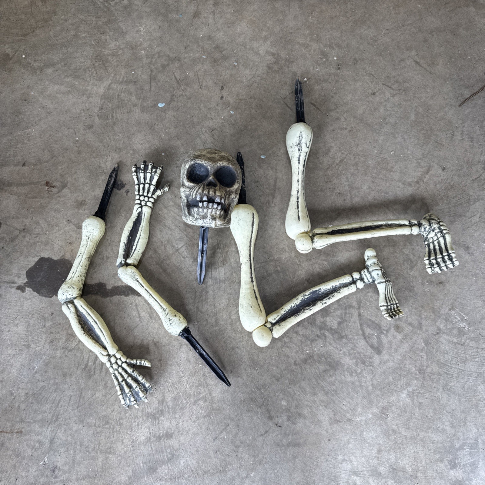Vintage 1999 Light Up Skull Skeleton The Paper Magic Group Halloween TESTED