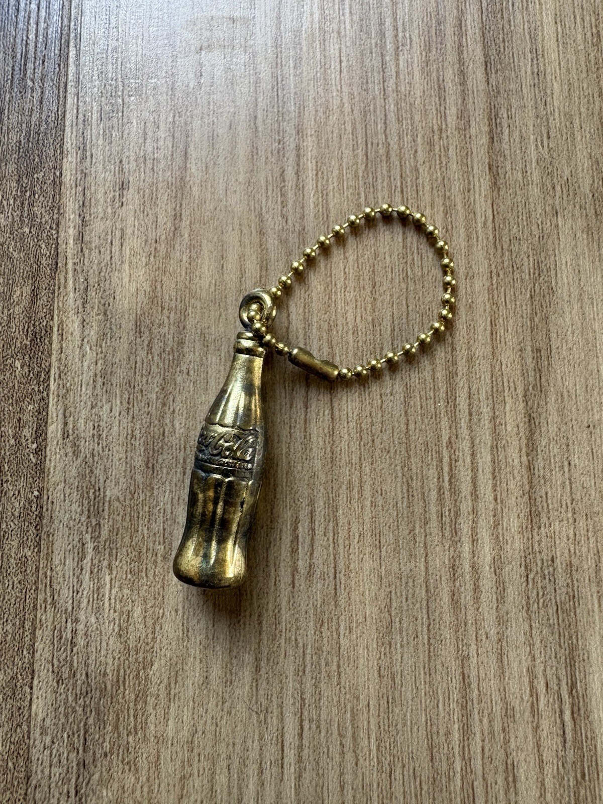 Vintage Coca-Cola Gold Tone Bottle/Key Chain Mini Coke Soda Pop 1980’s Metal