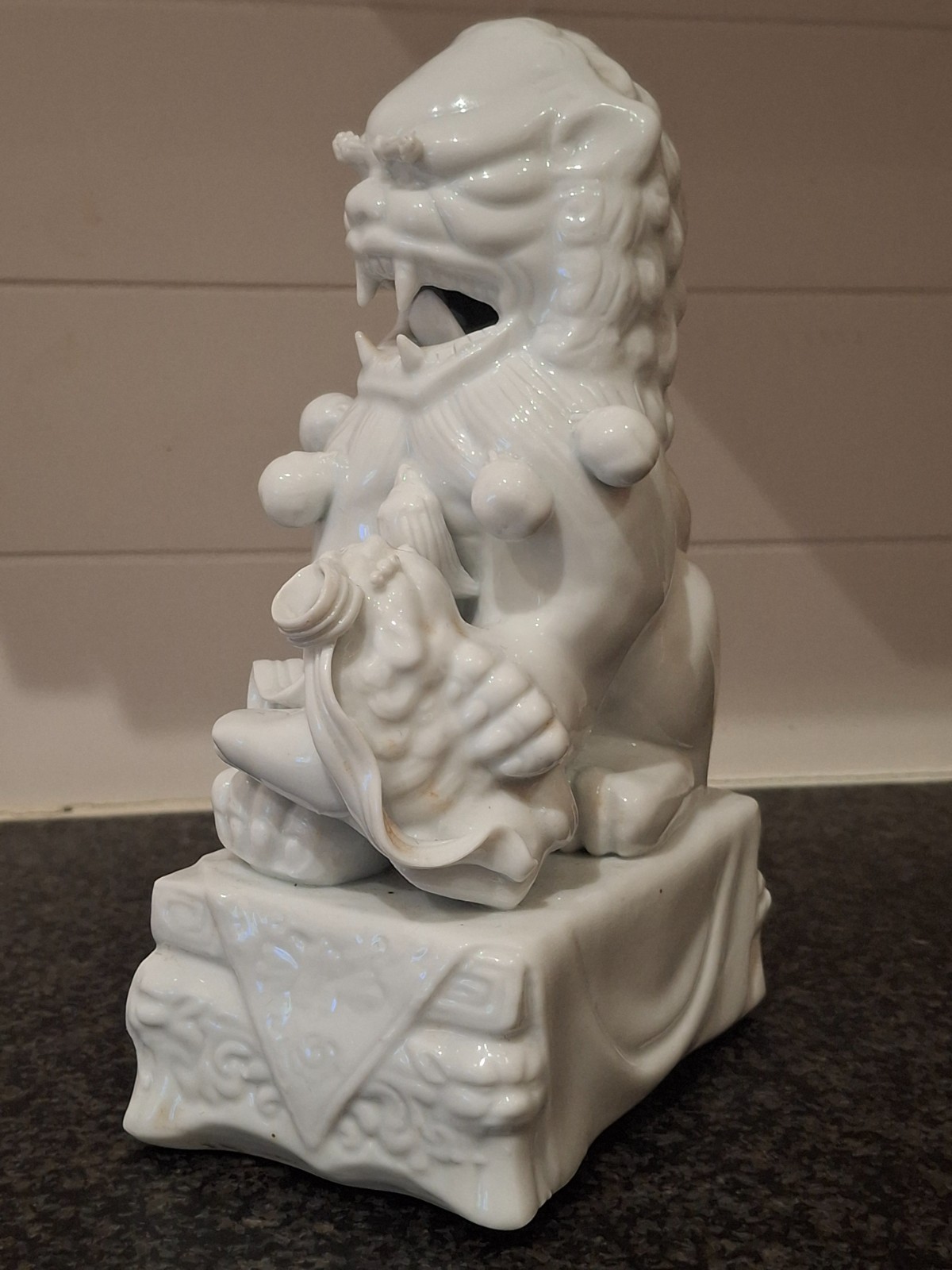 Vintage White Foo Dog Blanc de Chine Porcelain NOS 80s perfect condition