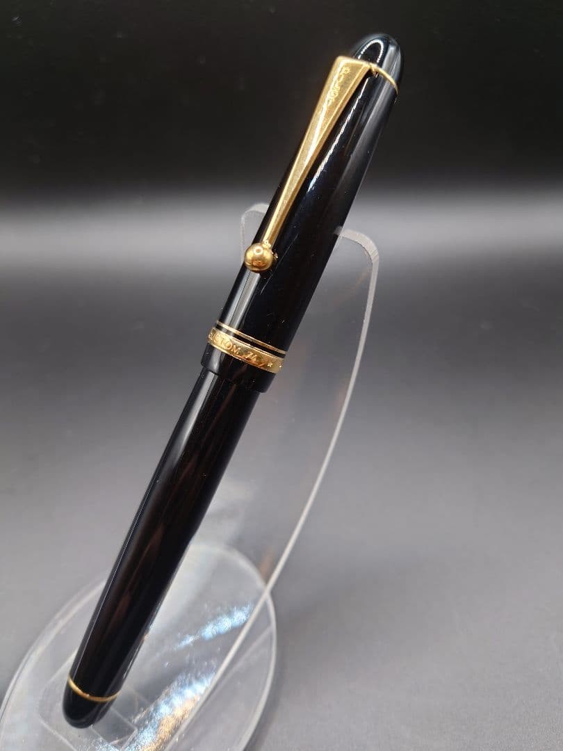 Pilot Custom 74 Nib 14K SFM Soft Medium Fine Point