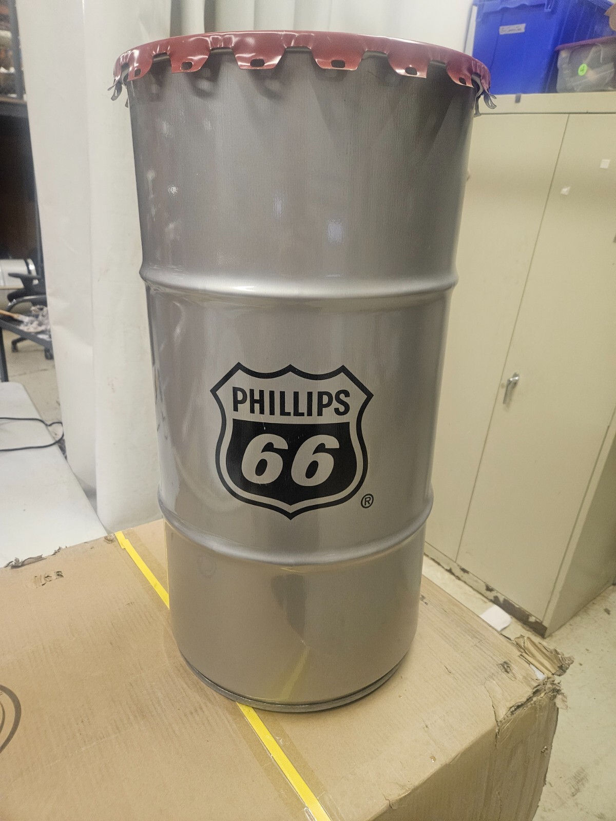 Vintage NOS Phillips 66 Oil Barrel w/Lid 16-Gallon for Man Cave Art - Never Used