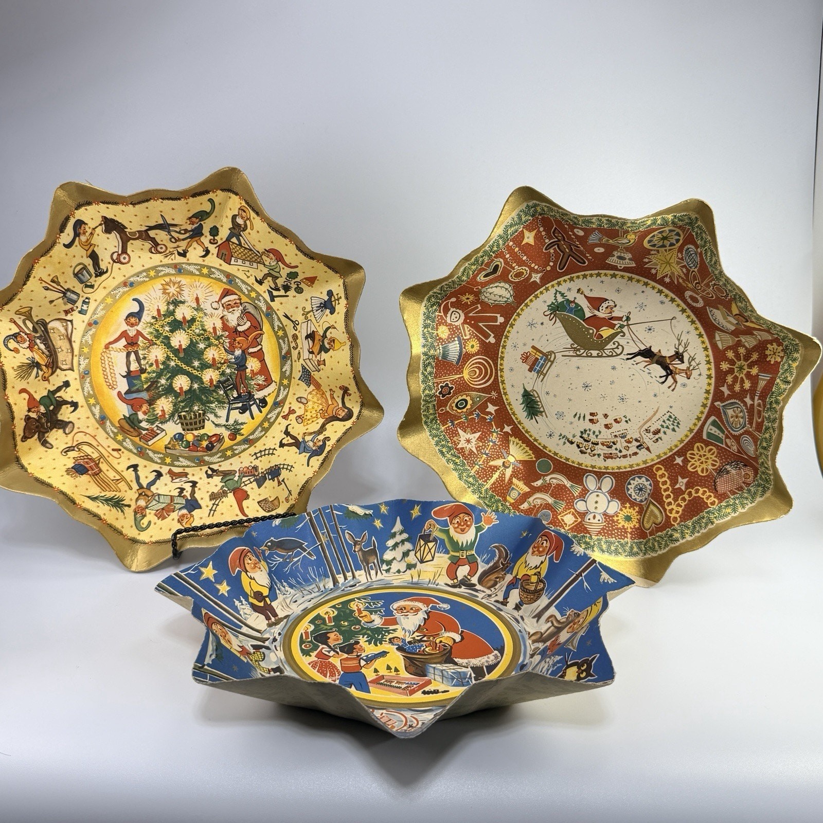 Set 3 Vtg German Paper Mache Christmas Bowls Trays Elves Santa Sleigh Tree 12\
