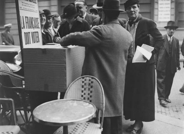 Women perform a symbolic vote hat boxes Paris France May 5 1935 Old Photo 1