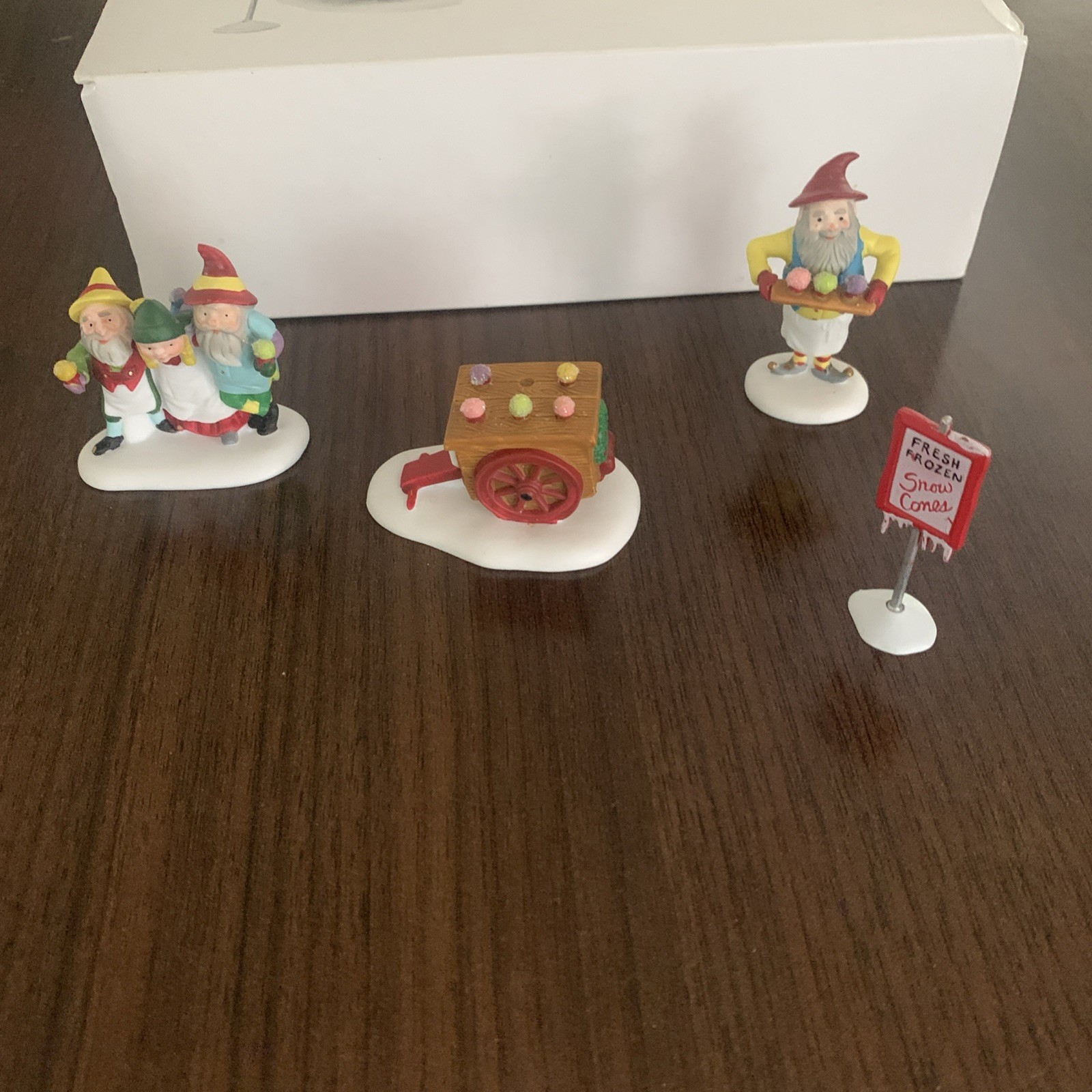 4pc Department 56 Heritage Village Collection \
