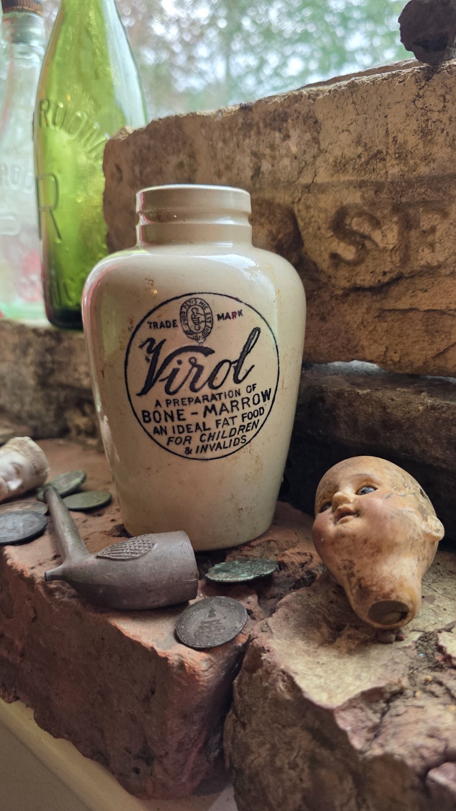 Antique Virol Stoneware Pot c1899-1910