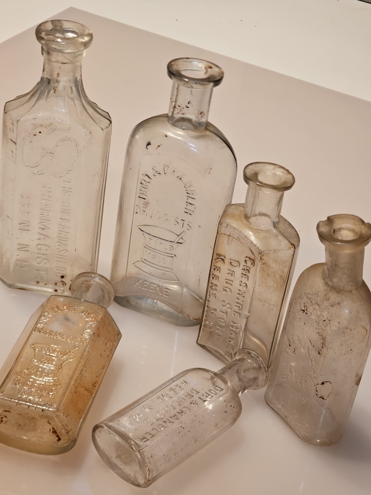 Lot of 6 Antique Keene NH Druggist Bottles Dort Chandler Bullard Shedd Cheshire