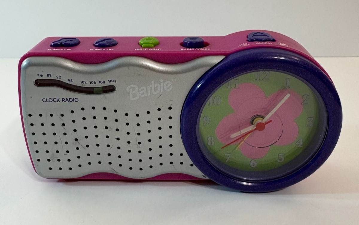 Barbie For Girls Clock Radio With Lighted Clock Face BE-300 - Working Barbie For Girls Clock Radio With Lighted Clock Face BE-300 - Working