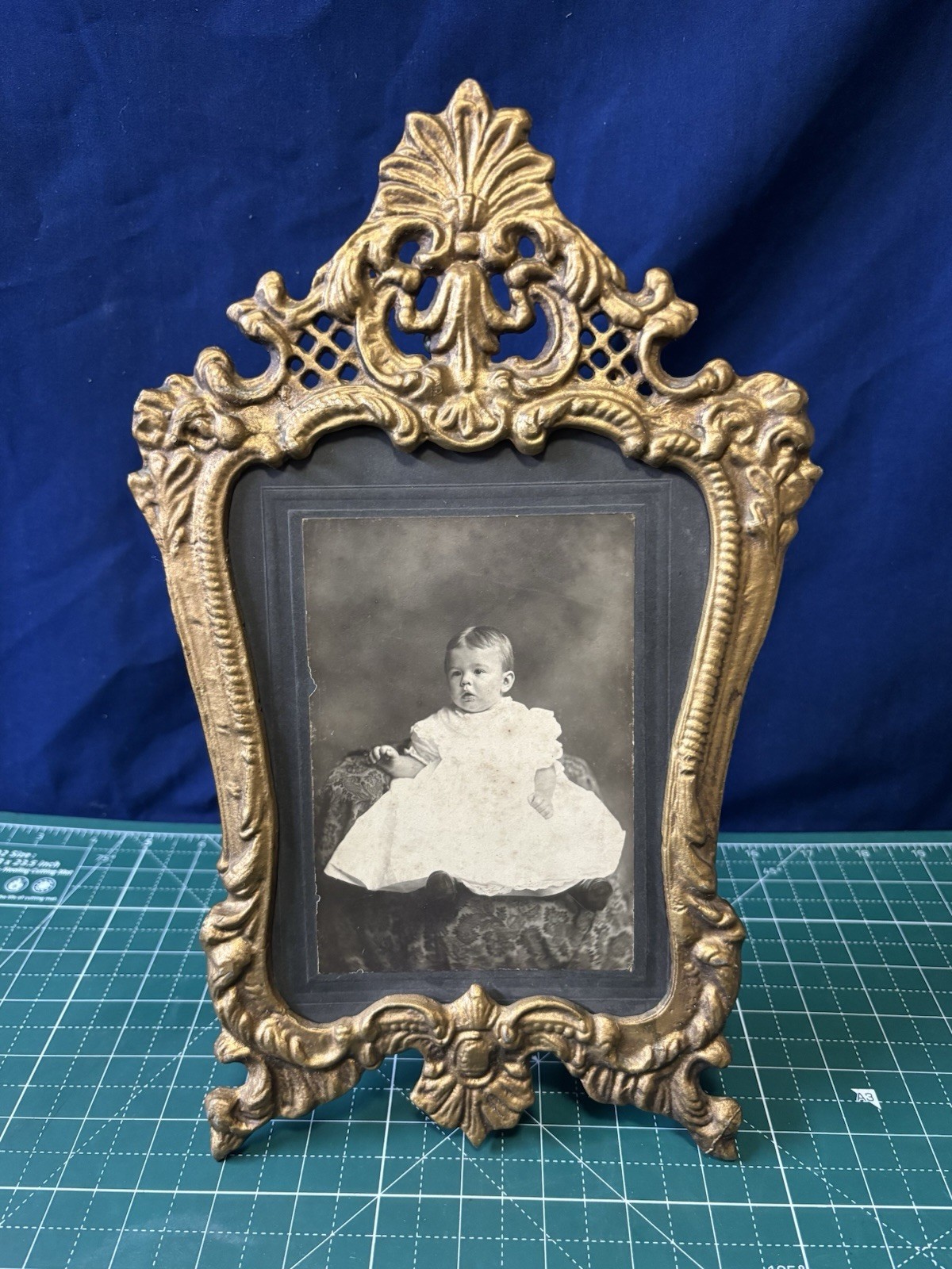 Vintage US Victorian Era Rare Picture Frame 