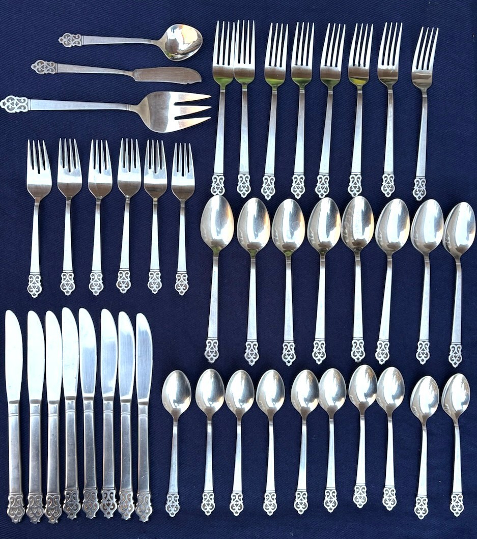 Vintage 1979 International Silver DORIC Stainless Flatware 43 Pc Lot Serves 6-8 Vintage 1979 International Silver DORIC Stainless Flatware 43 Pc Lot Serves 6-8