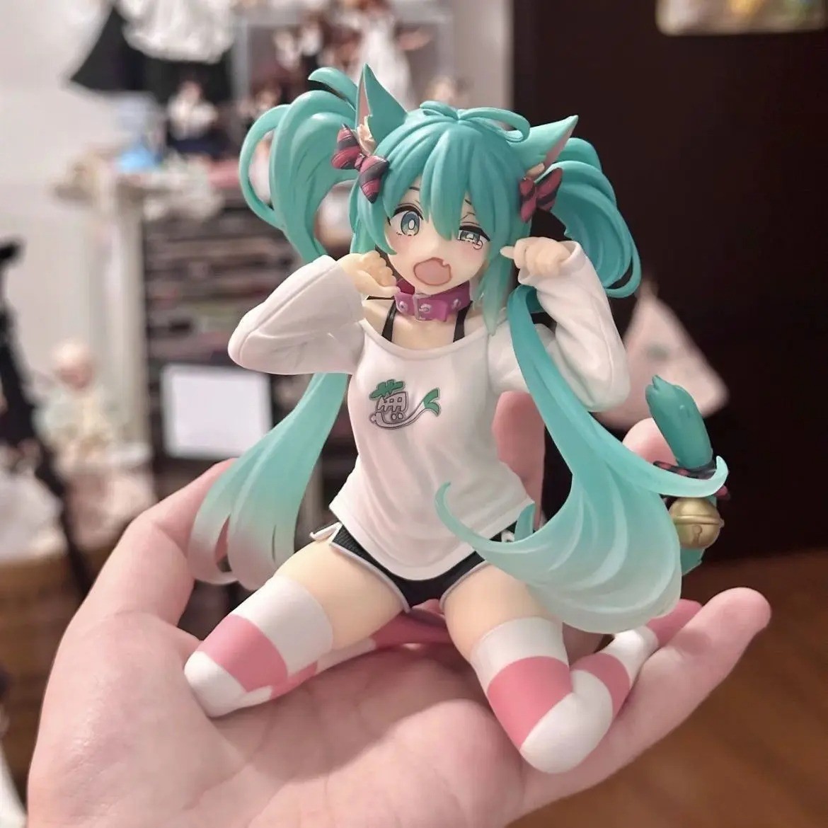 Hatsune Miku Desktop Cute Figure With Cat Ears T Shirt Ver TAITO 2024 NO BOX