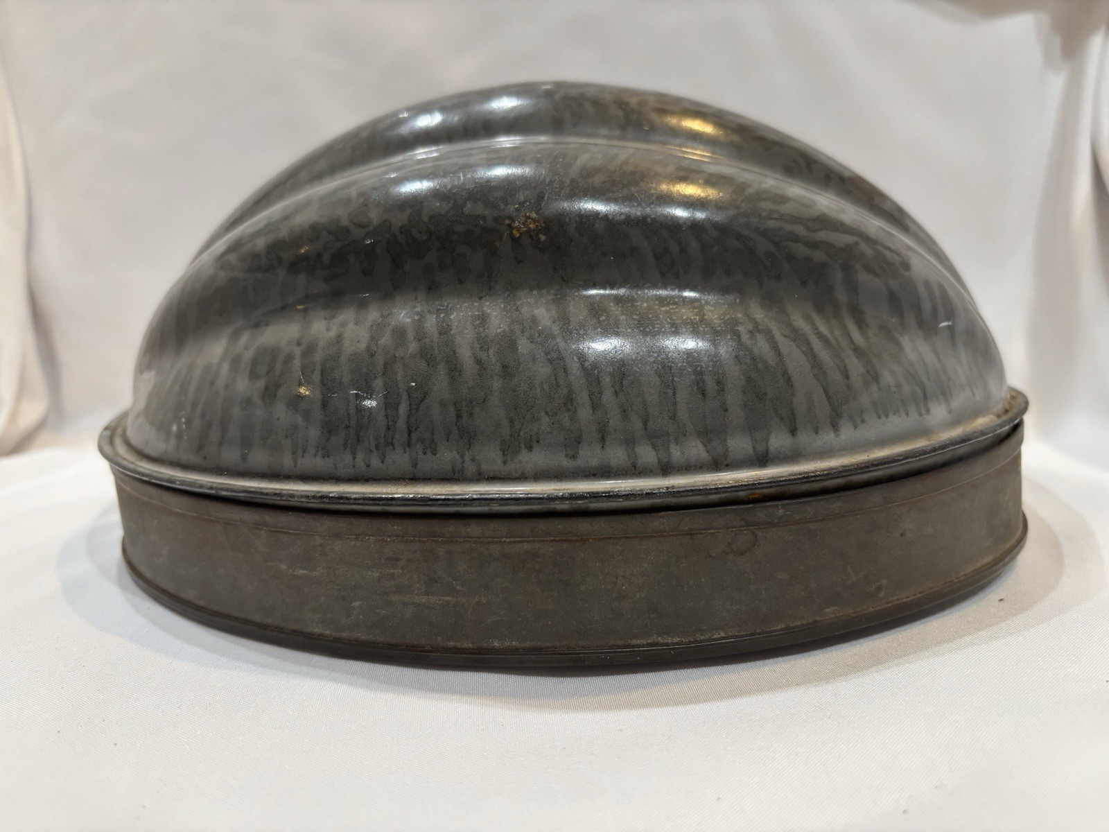 Antique Gray Lalance & Grosjean Extra Agate Graniteware Pudding Mold with Lid Antique Gray Lalance & Grosjean Extra Agate Graniteware Pudding Mold with Lid