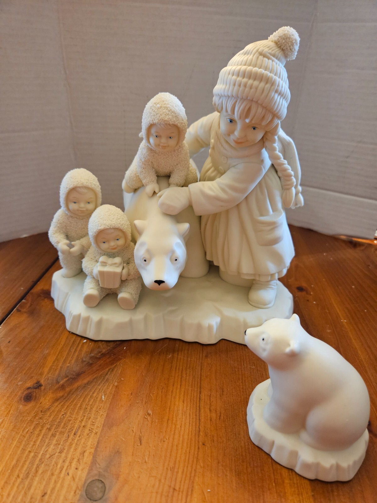 Dept 56 Snowbabies Friendship Club 1998-1999 Nice To Meet You Little One 68898 