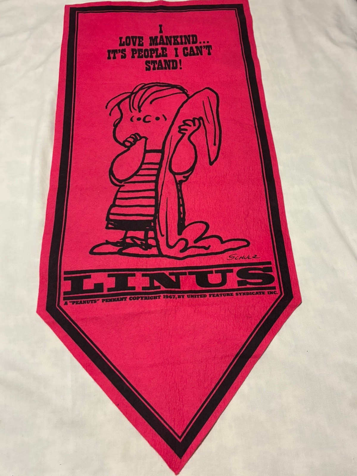 VTG 1967 Peanuts LINUS Pink Mankind Felt Banner Pennant Rare VTG 1967 Peanuts LINUS Pink Mankind Felt Banner Pennant Rare