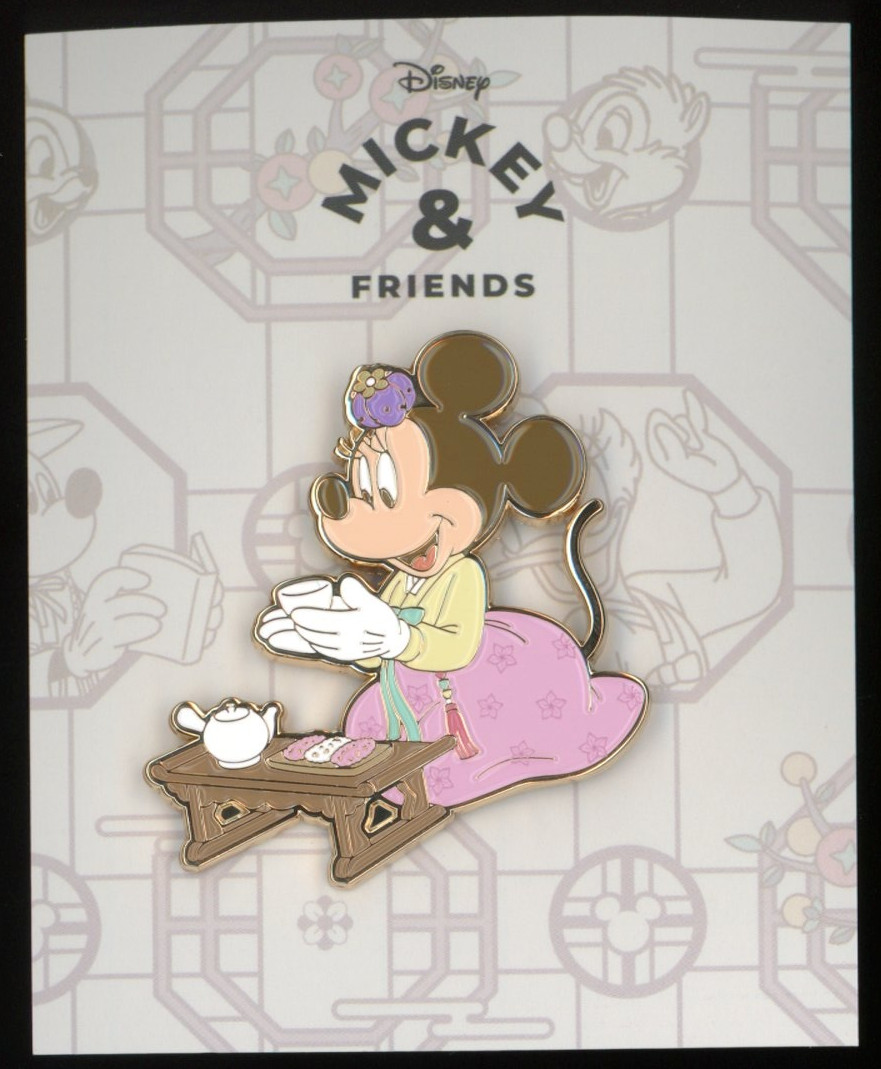 Korea Exclusive Disney Licensed Minnie in Traditional Korean Hanbok Tea Pin