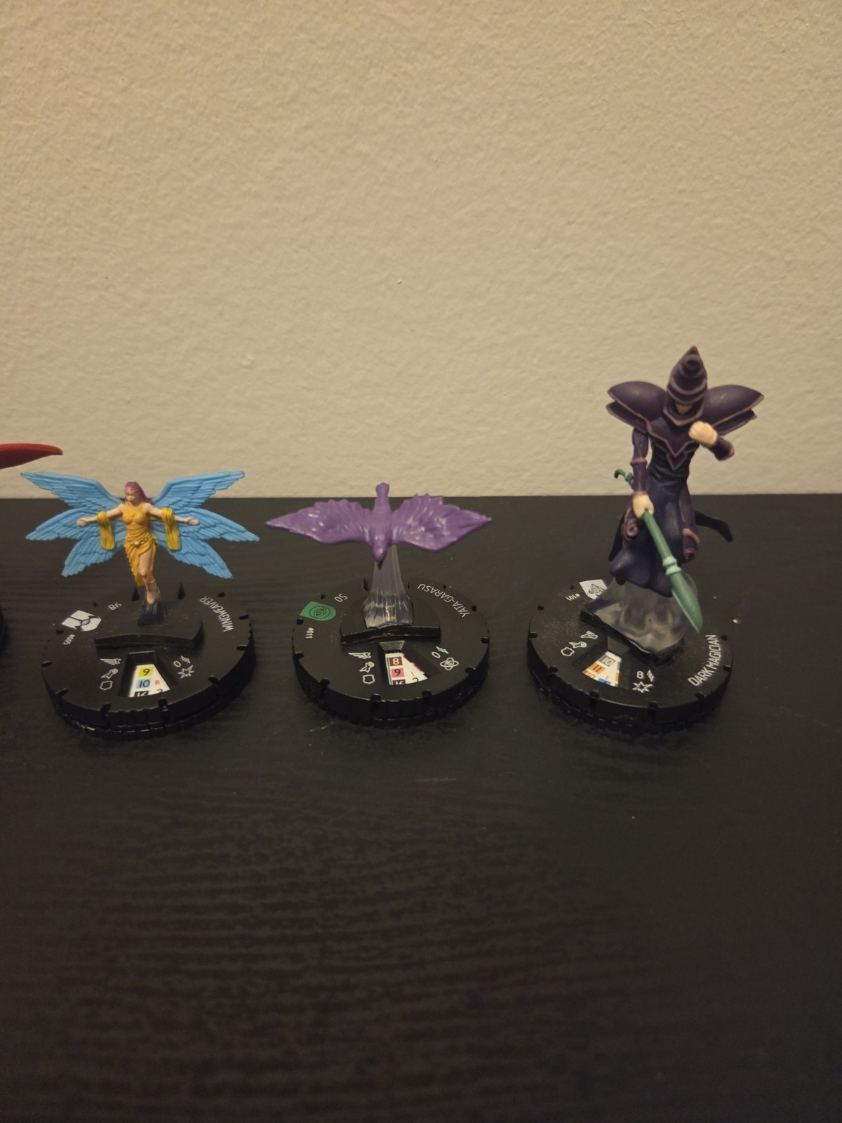 18pc HeroClix Lot Marvel DC Yu-Gi-Oh Dark Magician XY-Dragon Cannon WizKids