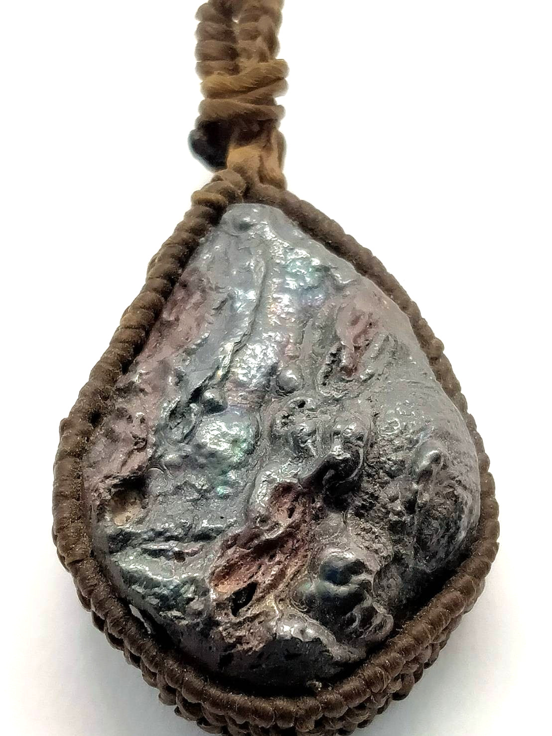 Vintage Thai Amulet Leklai Khao Um Kreum Preowned Macrame Pendant Stone Heavy