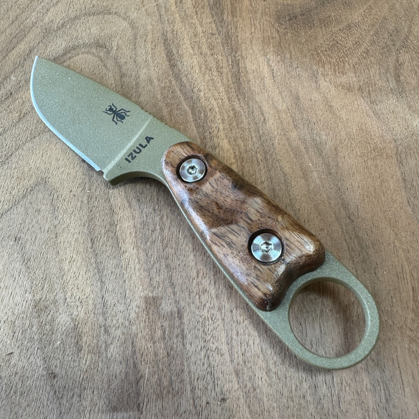 Royalcurl scales compatible with ESEE Izula knife Walnut (w/ hardware)