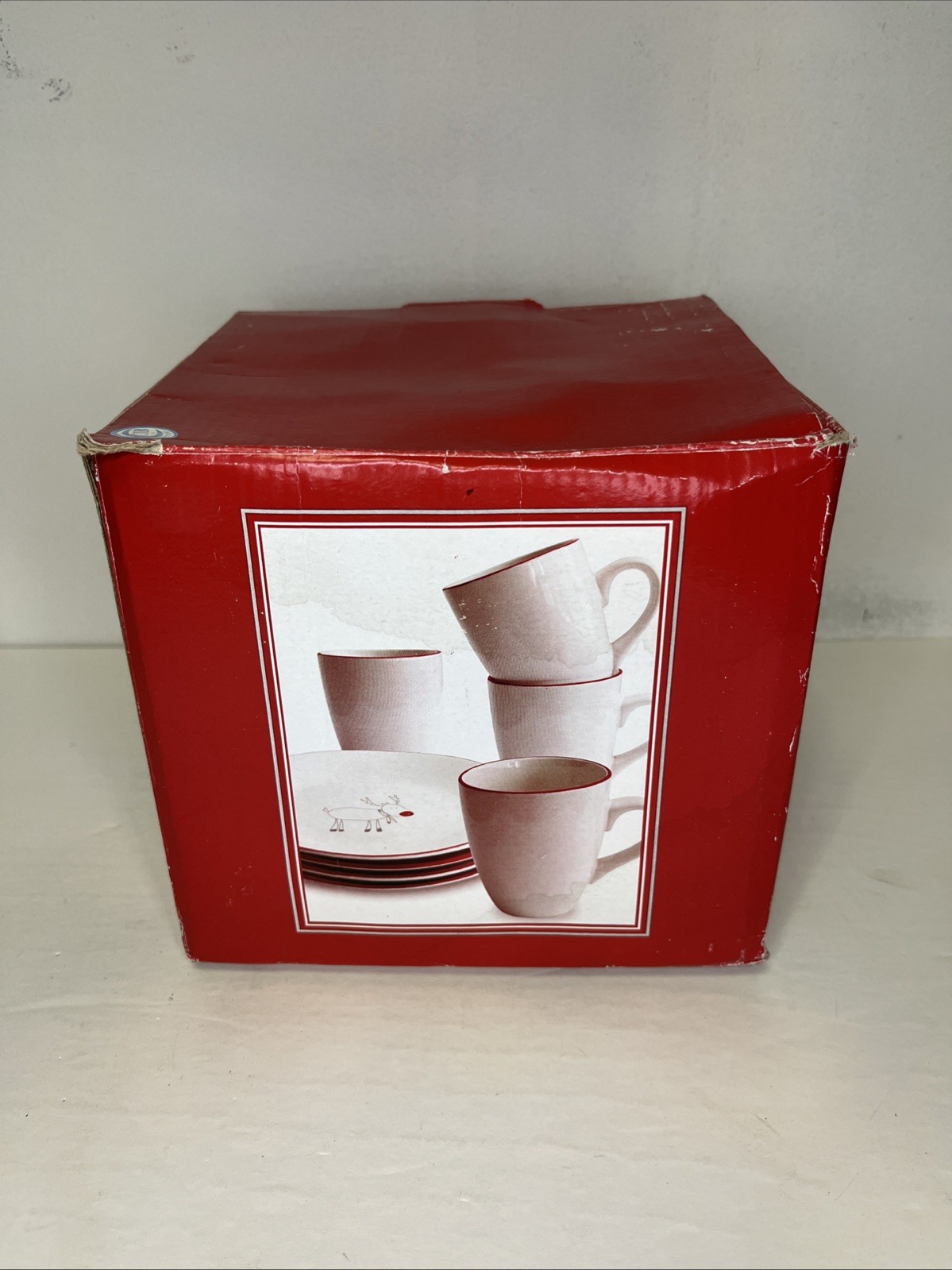 Macys Holiday Mug And Plates Set Christmas 
