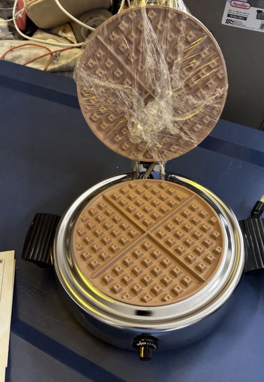 Vintage Dominion Waffle Maker Brand New 