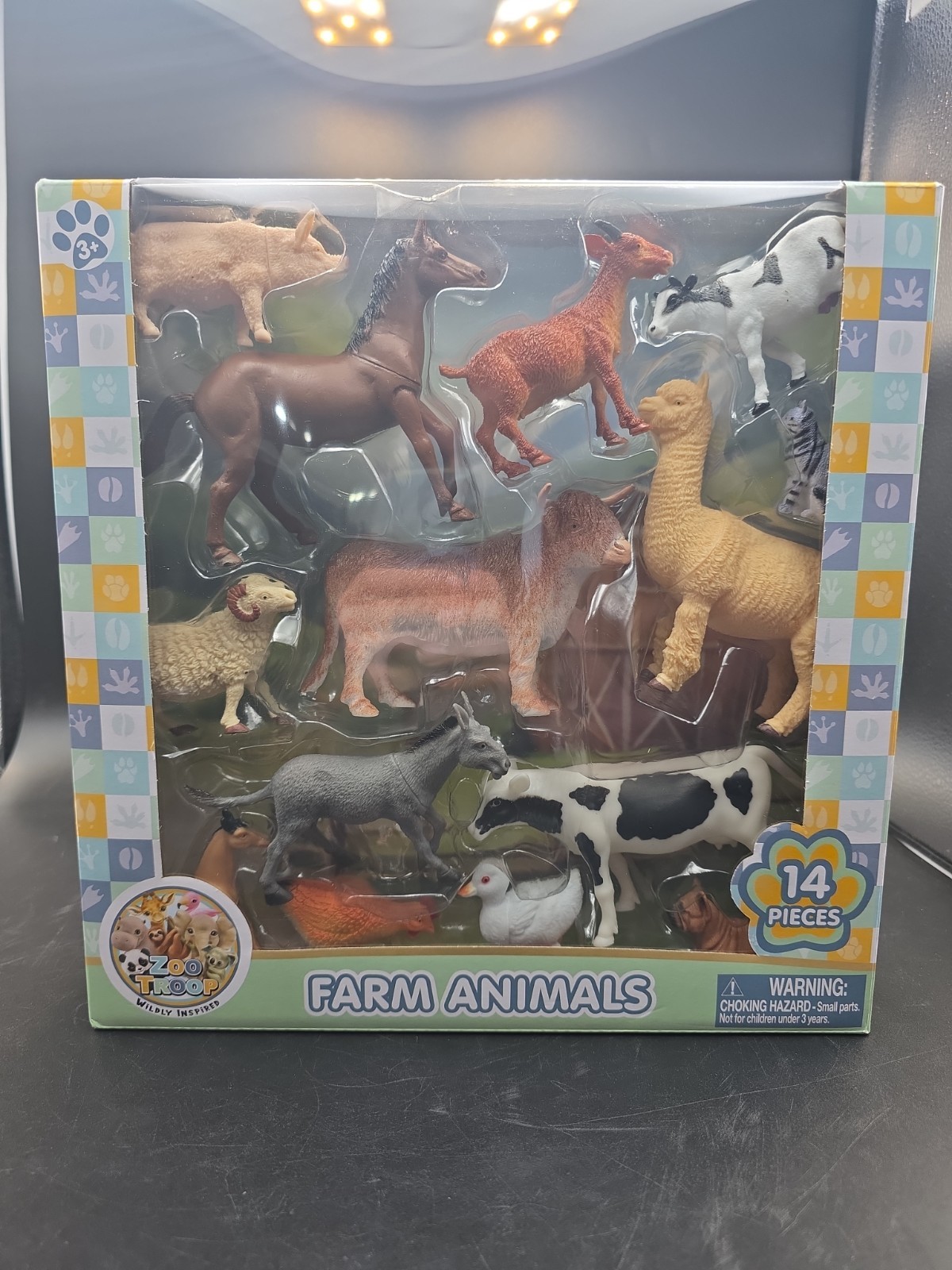 Zoo Troop 14-Piece Farm Figurine Adventure Pack