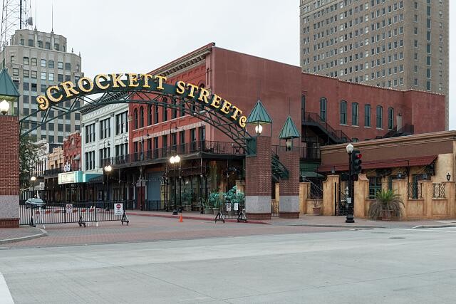Photo:Beaumont Texas Crockett Street Entertainment District Entrance 2014