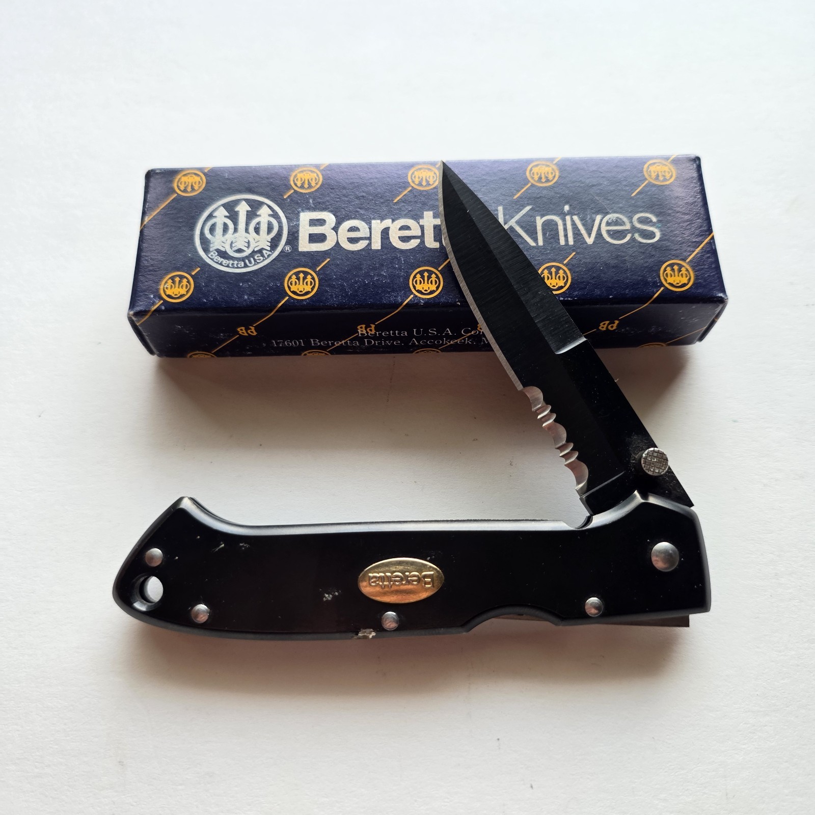Beretta Airlight Knife JKAM3SSAS Black Combo Blade Pocket Clip Box Accokeek MD