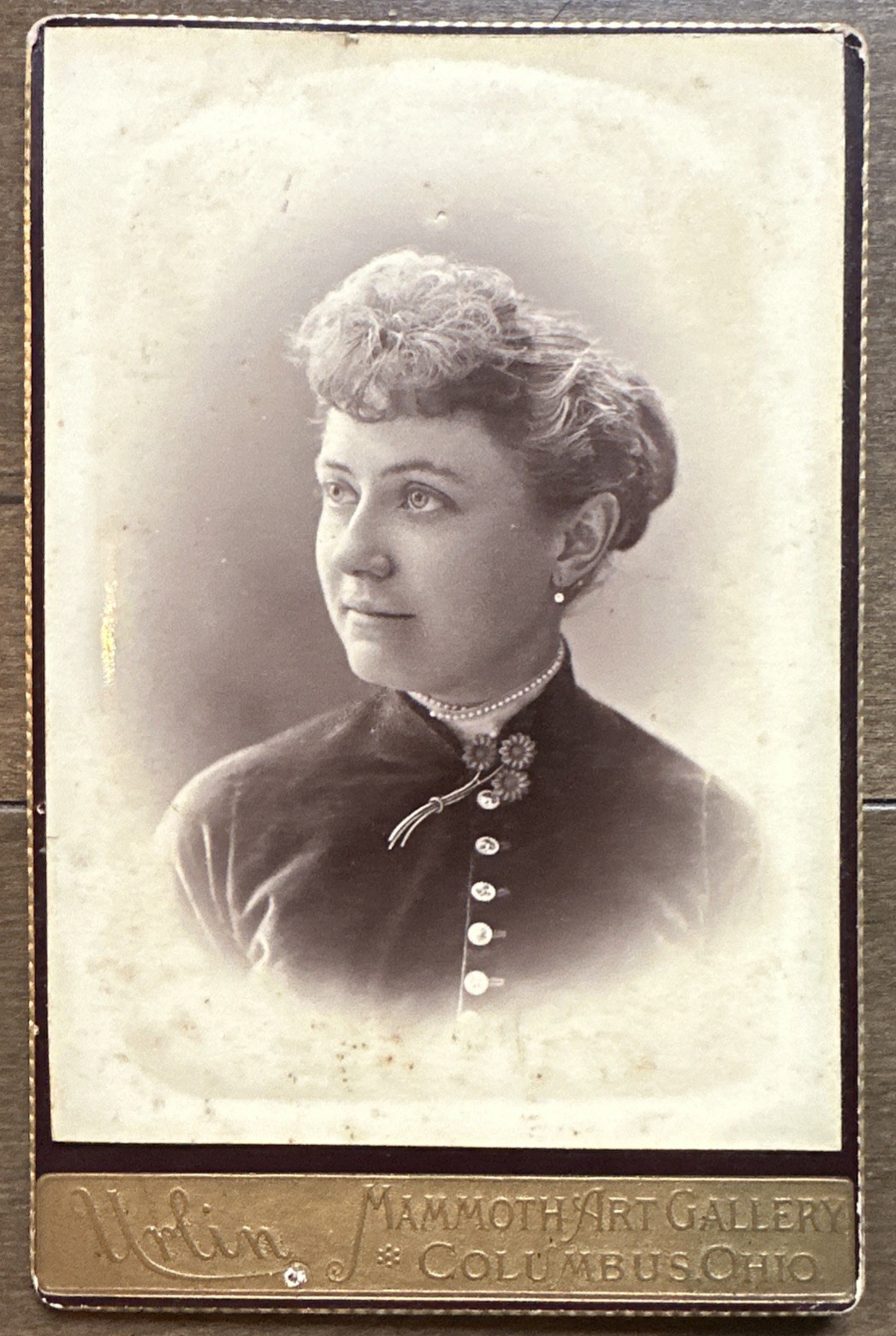 Antique 1880s G.C. Urlin Mammoth Art Gallery Cabinet Card Woman Columbus Ohio