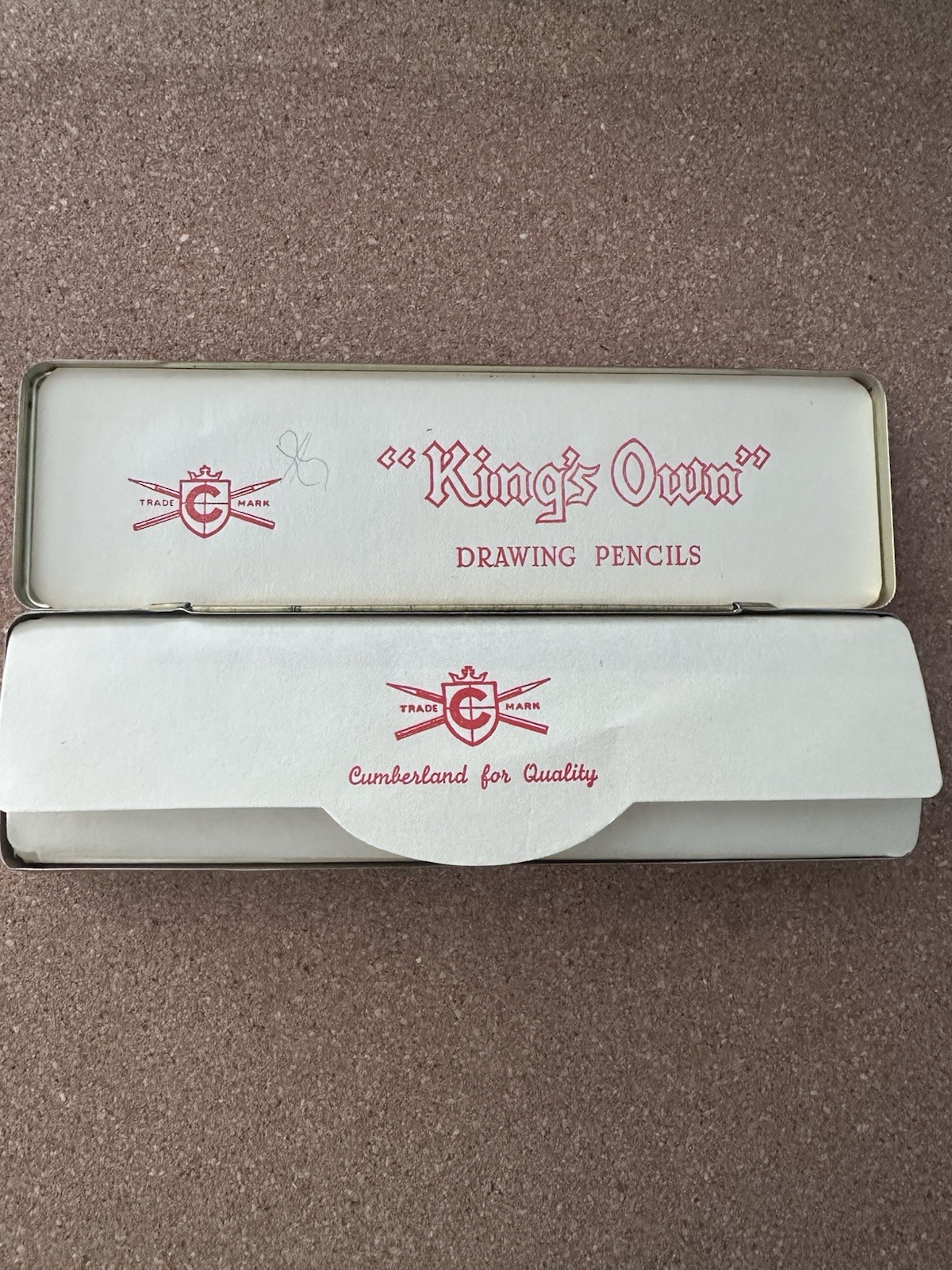 6 Vintage Cumberland King\'s Own 4H Artist Drawing Pencils In Tin England -NOS