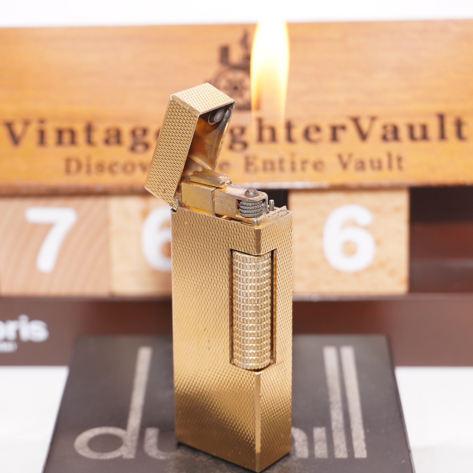 Dunhill Rollagas Lighter Gold Barley Pattern_Ultrasonically Cleaned_Working